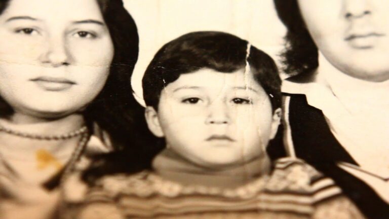 KARMÁK – EGY CIGÁNYTELEPEN SZÜLETETT EMBER TÖRTÉNETE