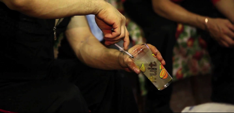 VEGYDESIGNER – EUFÓRIA A LABORBÓL