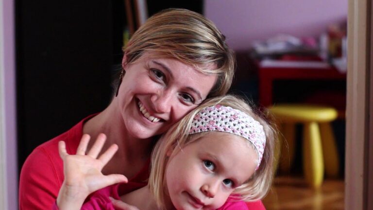 KARMÁK – EGY EGYSZÜLŐS CSALÁD TÖRTÉNETE